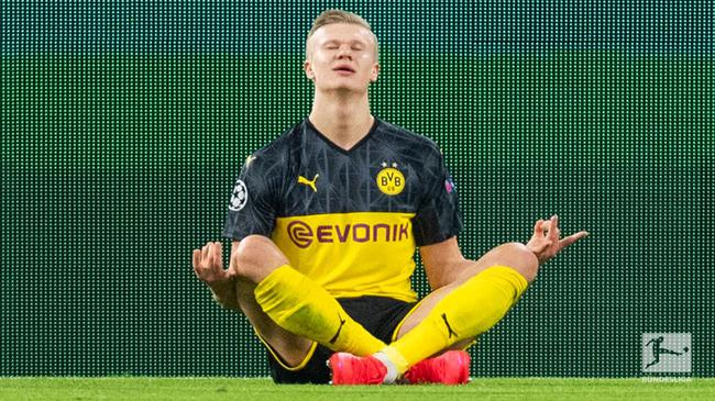 备受关注！74611名球迷现场观战英格兰女足vs中国女足的友谊赛