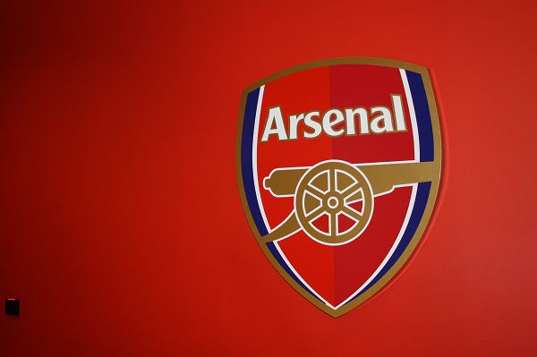 国王杯-居莱尔双响莫德里奇破门 皇马5-0晋级（国王杯：居莱尔梅开二度+莫德里奇建功，皇马5-0轻取晋级）