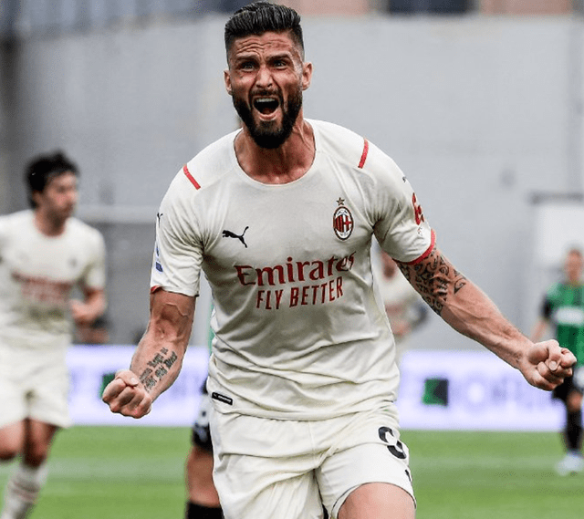 英超焦点战：纽卡斯尔联VS伯恩利 赛前全方位解析与比分前瞻（英超重磅对决：纽卡斯尔联对阵伯恩利 赛前深度解读与比分预测）