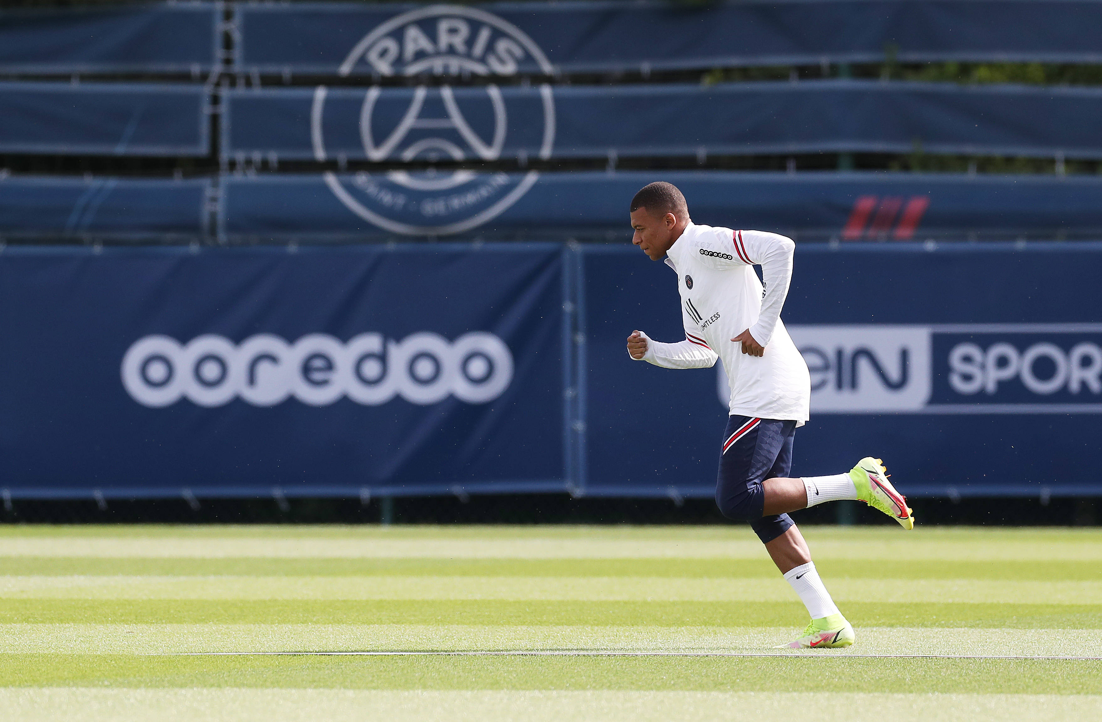 曼联本赛季仅零封桑德兰，防守表现远逊上赛季同期