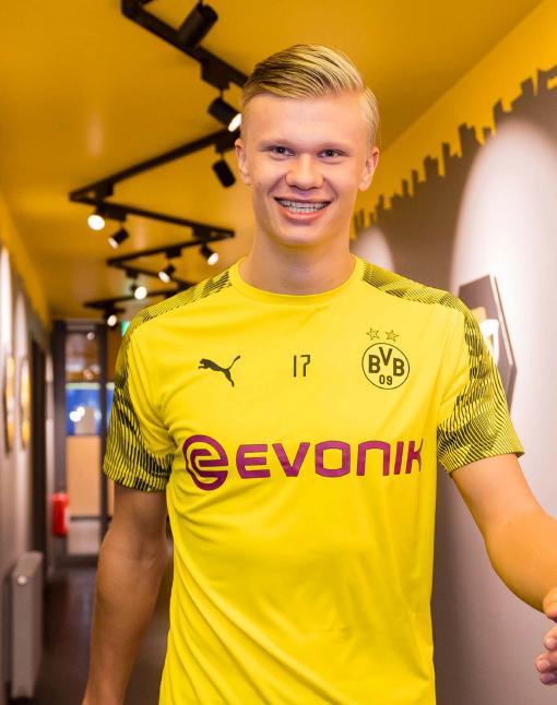 克里斯滕森：附加赛对瑞典队会很棒，只希望我们尽快振作起来（克里斯滕森：附加赛对瑞典有益，盼球队尽快反弹）