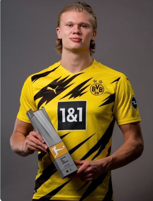 格纳布里传射建功助拜仁3比1胜葡萄牙体育